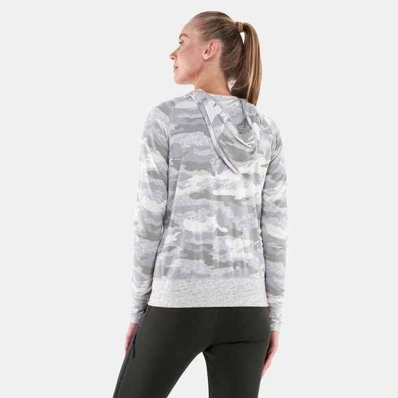 NIKE Women’s Zip Up Hooded Sweatshirt Gray Camouflage Medium Lightweight Workout - Picture 3 of 6